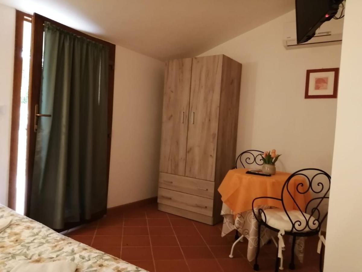 B&B 8380 Saturnia Terme Екстериор снимка