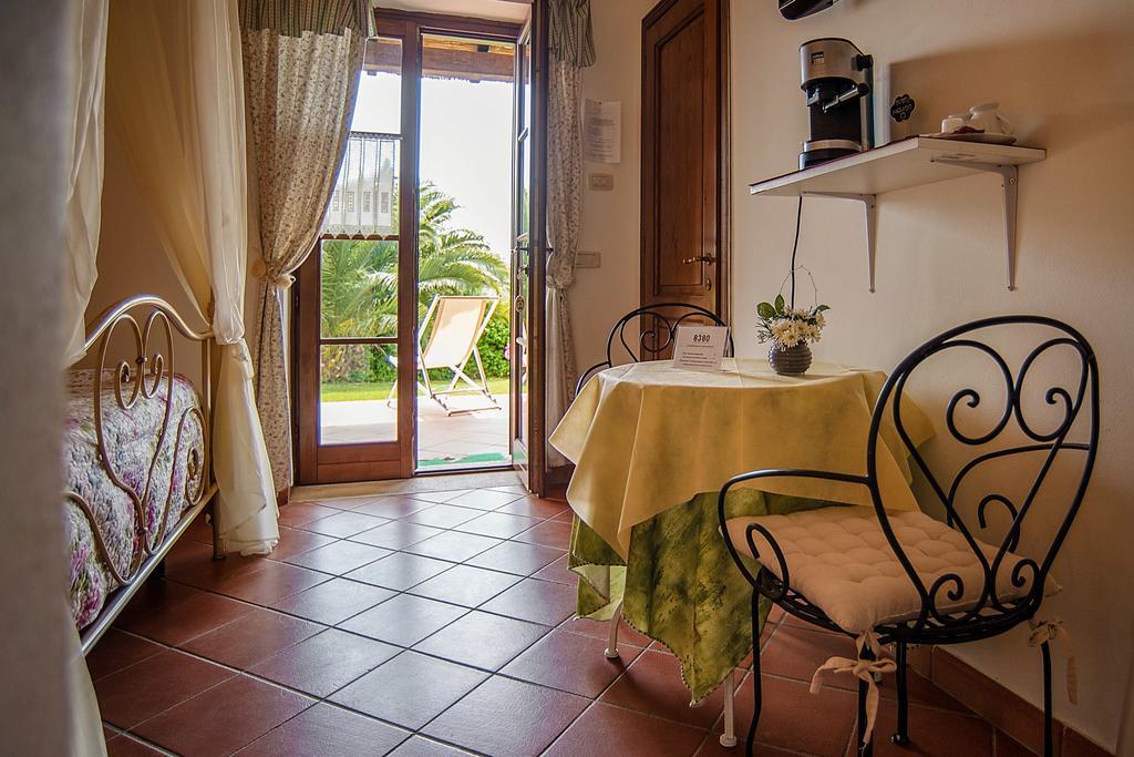 B&B 8380 Saturnia Terme Екстериор снимка